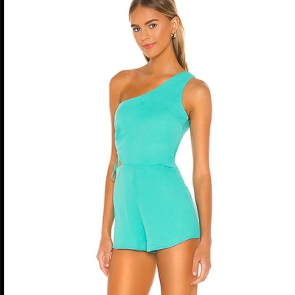 SUPERDOWN Aimey One Shoulder romper size xxs